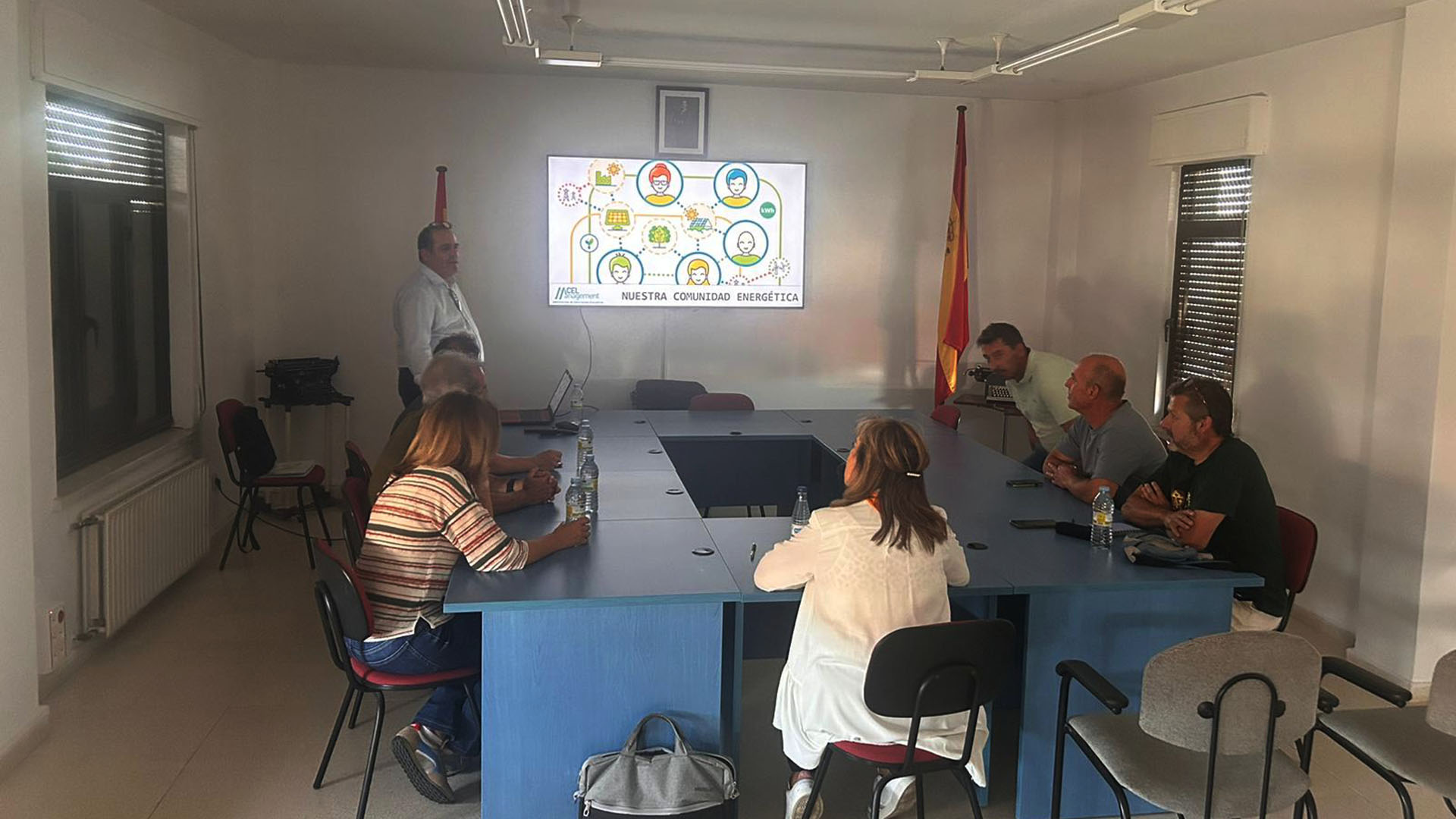 Reunión cooperativa energética