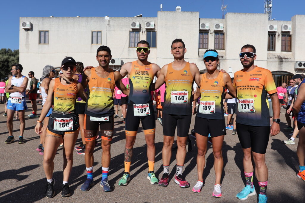 Espectacular estreno del I Cross Urbanizaciones La Rad (Galindo y Perahuy)