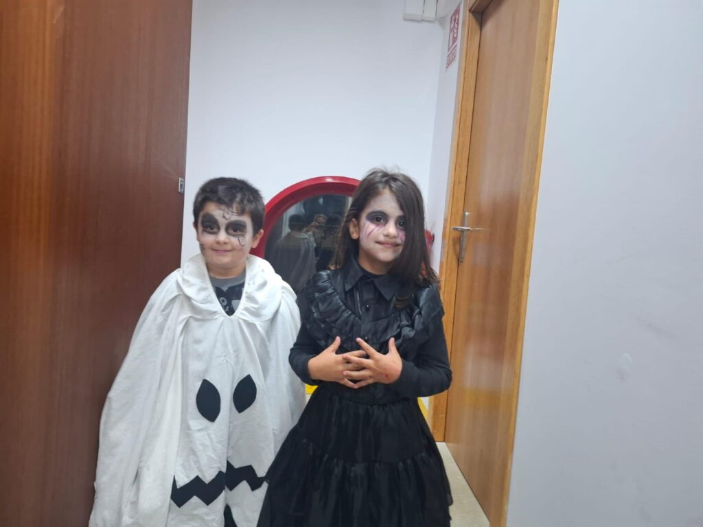 Gran éxito en la Fiesta de Halloween en Galindo y Perahuy: Magia, diversión y tradición