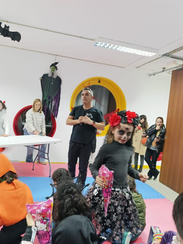 Gran éxito en la Fiesta de Halloween en Galindo y Perahuy: Magia, diversión y tradición