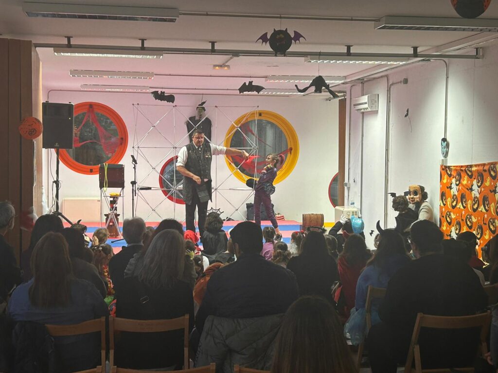 Gran éxito en la Fiesta de Halloween en Galindo y Perahuy: Magia, diversión y tradición