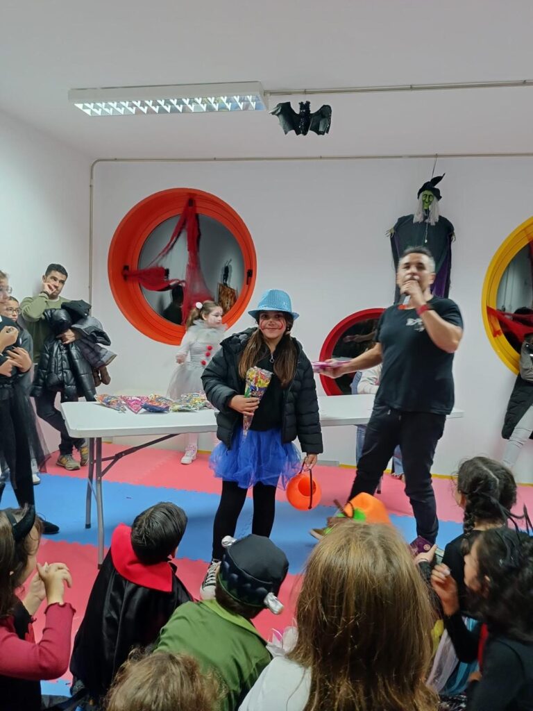 Gran éxito en la Fiesta de Halloween en Galindo y Perahuy: Magia, diversión y tradición