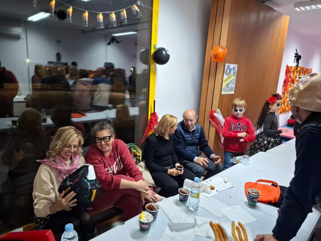 Gran éxito en la Fiesta de Halloween en Galindo y Perahuy: Magia, diversión y tradición