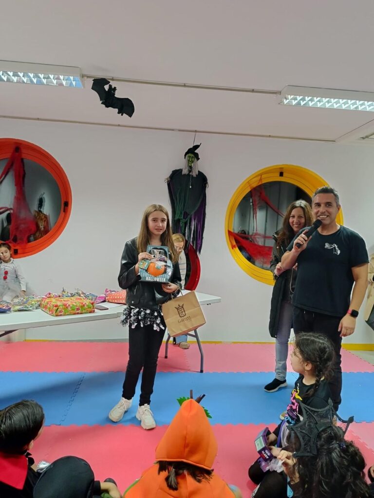 Gran éxito en la Fiesta de Halloween en Galindo y Perahuy: Magia, diversión y tradición