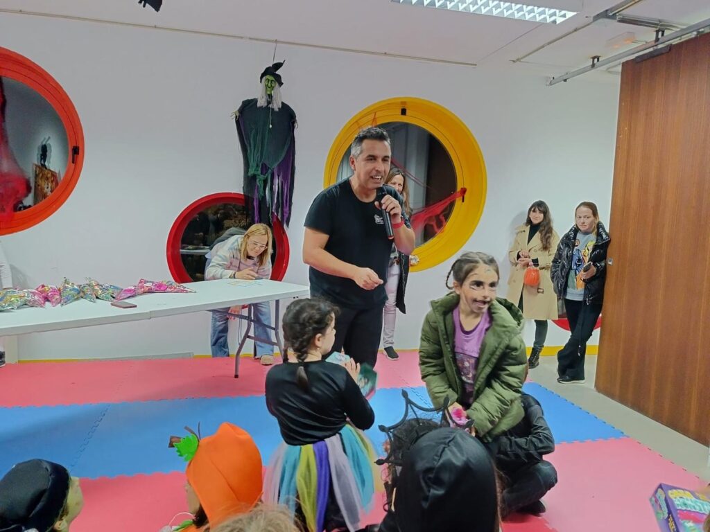 Gran éxito en la Fiesta de Halloween en Galindo y Perahuy: Magia, diversión y tradición