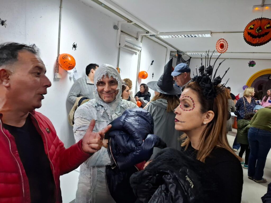 Gran éxito en la Fiesta de Halloween en Galindo y Perahuy: Magia, diversión y tradición