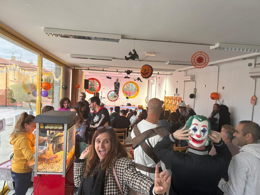 Gran éxito en la Fiesta de Halloween en Galindo y Perahuy: Magia, diversión y tradición