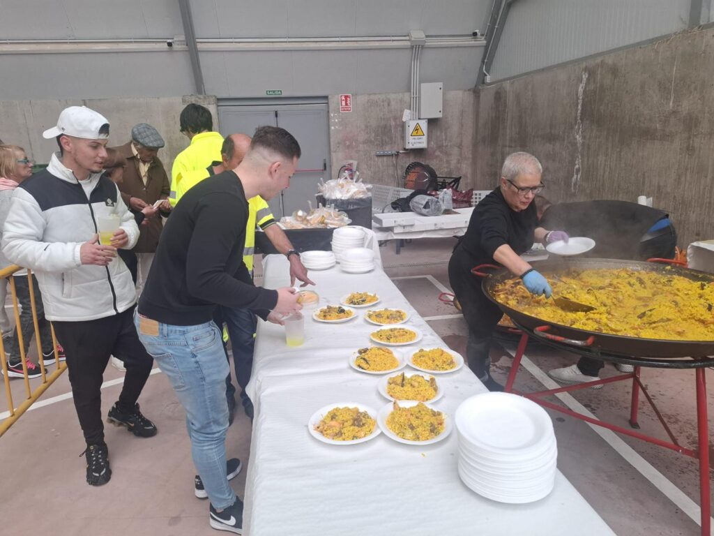 Éxito rotundo en la comida popular de las Fiestas de Santa Lucía