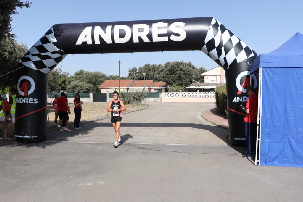 Éxito de participación en el II Cross Urbanizaciones de Galindo y Perahuy